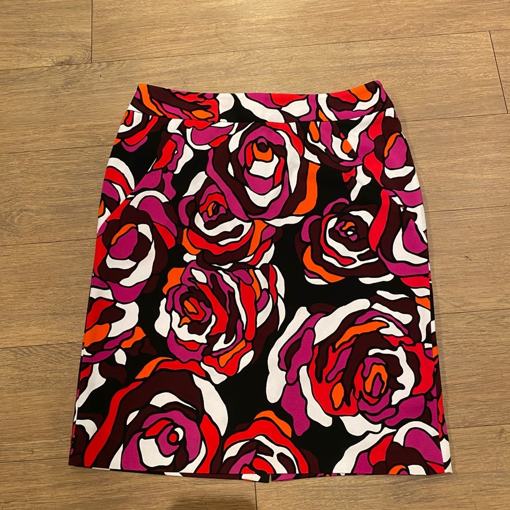 Gorgeous Floral Pencil Skirt!!!